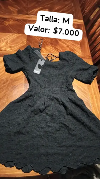 Blusa a cuadros rojos marca Only - miniatura 3