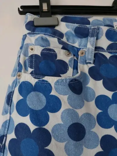 Pantalones de flores azules Zara para mujer - miniatura 2