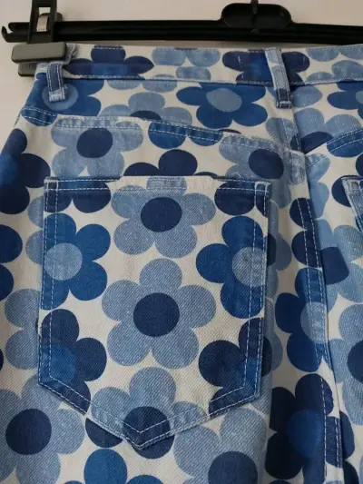 Pantalones de flores azules Zara para mujer - miniatura 5