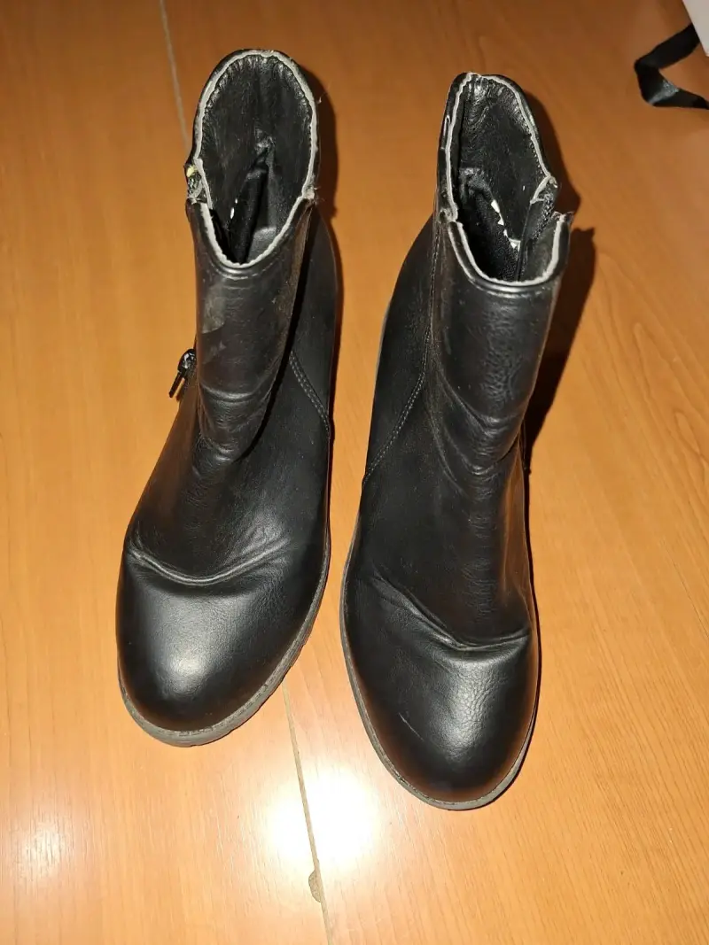 Botines negro con tacón alto - 2