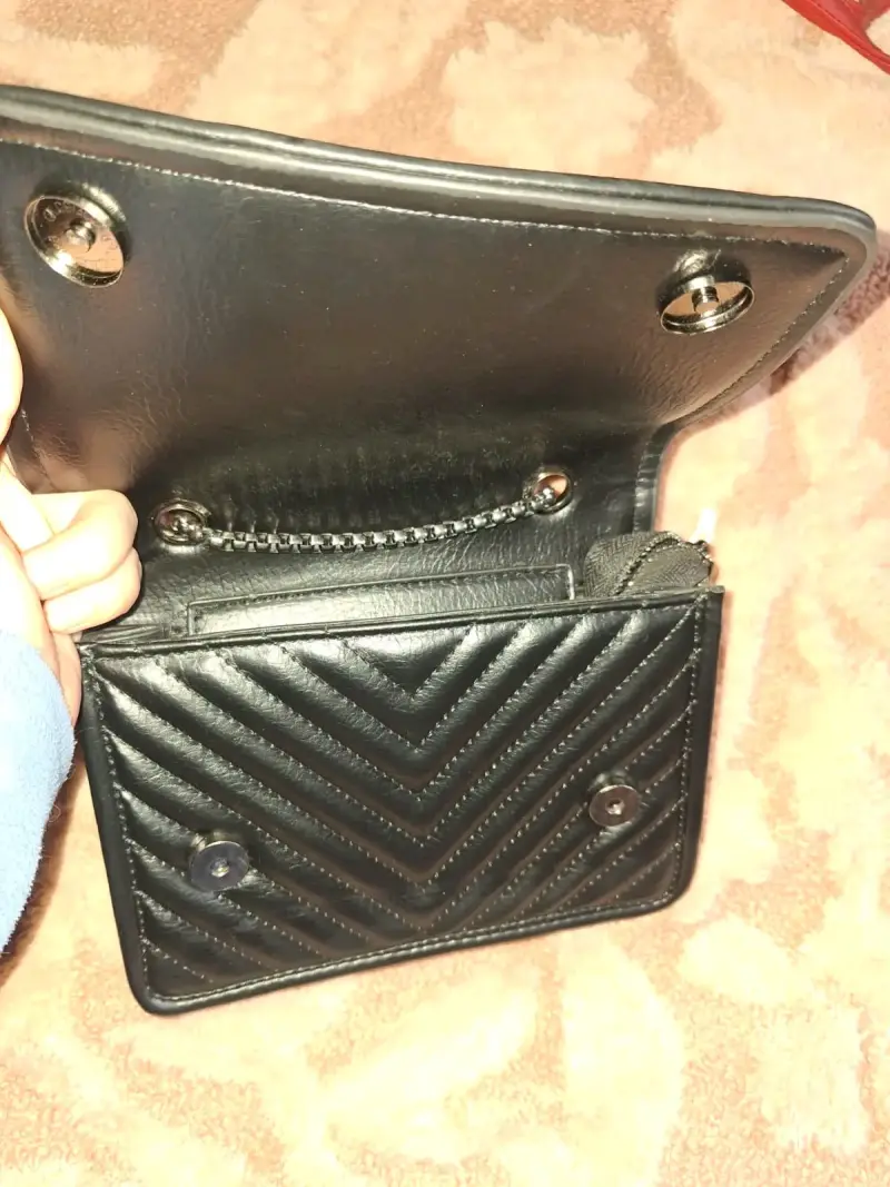 Lote de carteras de marca - 2