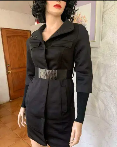 Vestido Abrigo Negro Corto ONLY Love Urbanized - miniatura 1