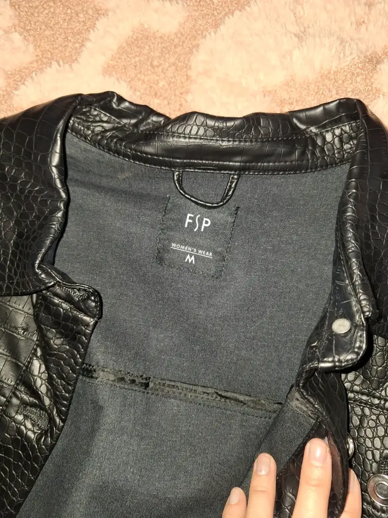 Chaqueta de cuero sintético negra FSP - 2