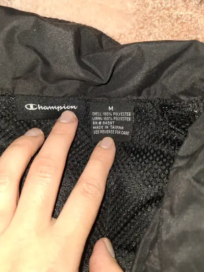 Chaqueta deportiva Champion negra y celeste - miniatura 2