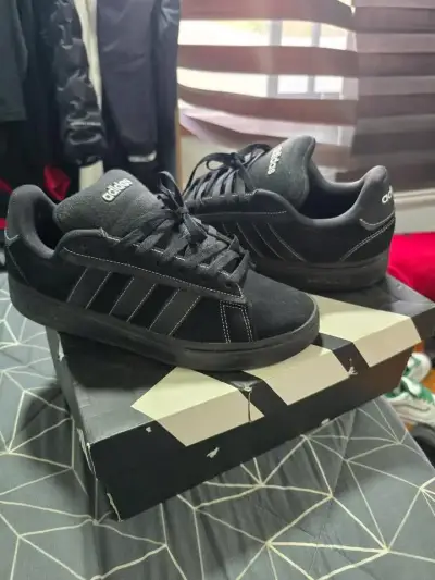 Zapatillas negras Adidas para hombre en buen estad - miniatura 2