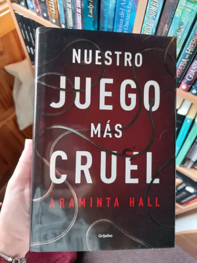 Libro 'Nuestro Juego Más Cruel' de Araminta Hall - miniatura 1