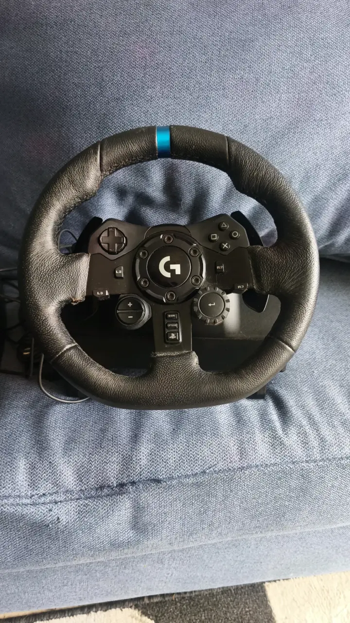 Volante y pedales Logitech G923 Ps4, Ps5 y PC - 3
