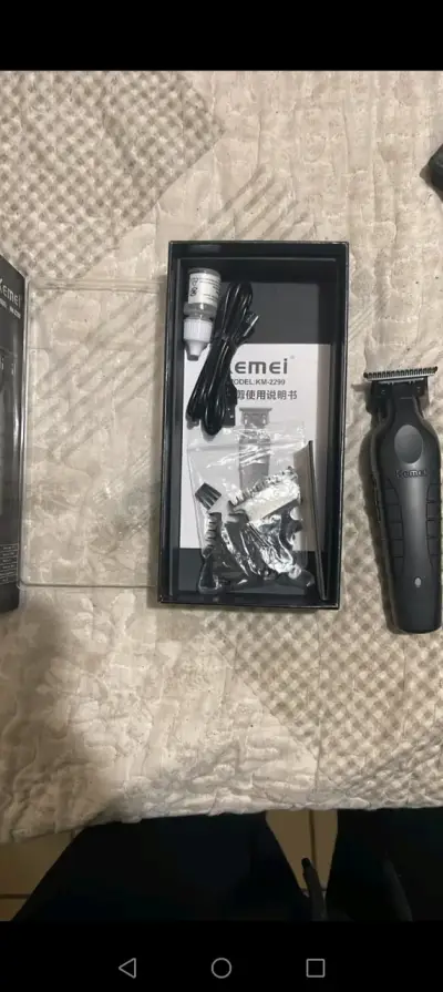 Cortapelos profesional Kemei con accesorios - miniatura 5