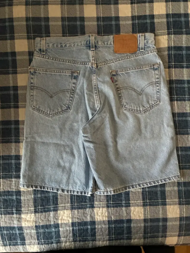 Shorts de mezclilla azul claro para hombre - 2