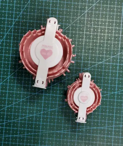 Herramientas para Hacer Pompones Corazón - miniatura 1
