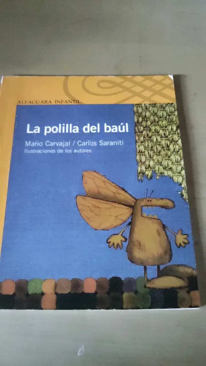 Libro infantil 'La polilla del baúl' de Alfaguara