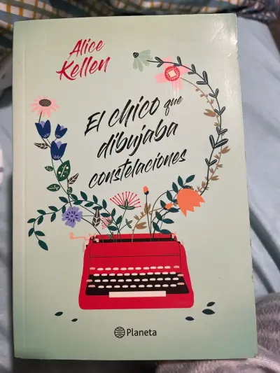 Libro El chico que dibujaba constelaciones - miniatura 1