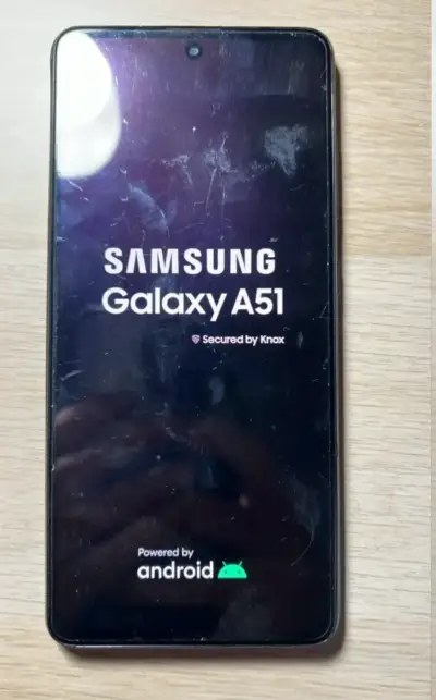 Samsung Galaxy A51 con cargador y funda originales - miniatura 3