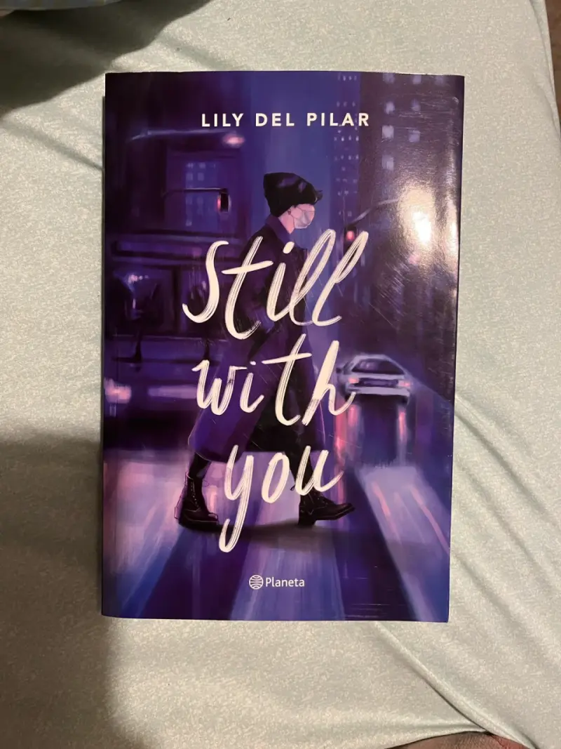 Libro 'Still With You' de Lily Del Pilar - 1