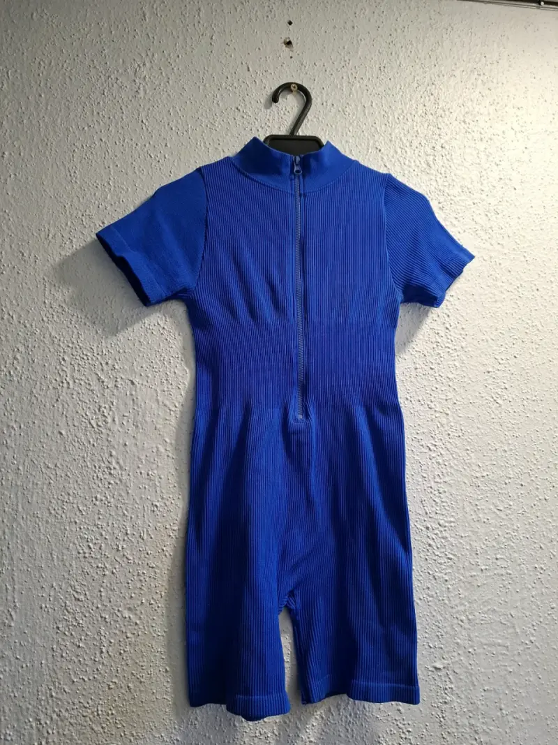 Enterito azul de punto para mujer