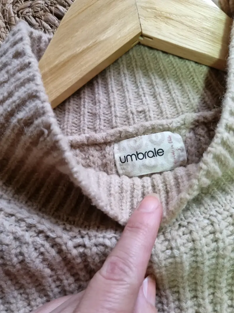 Suéter de lana beige con cuello alto Umbrale - 4