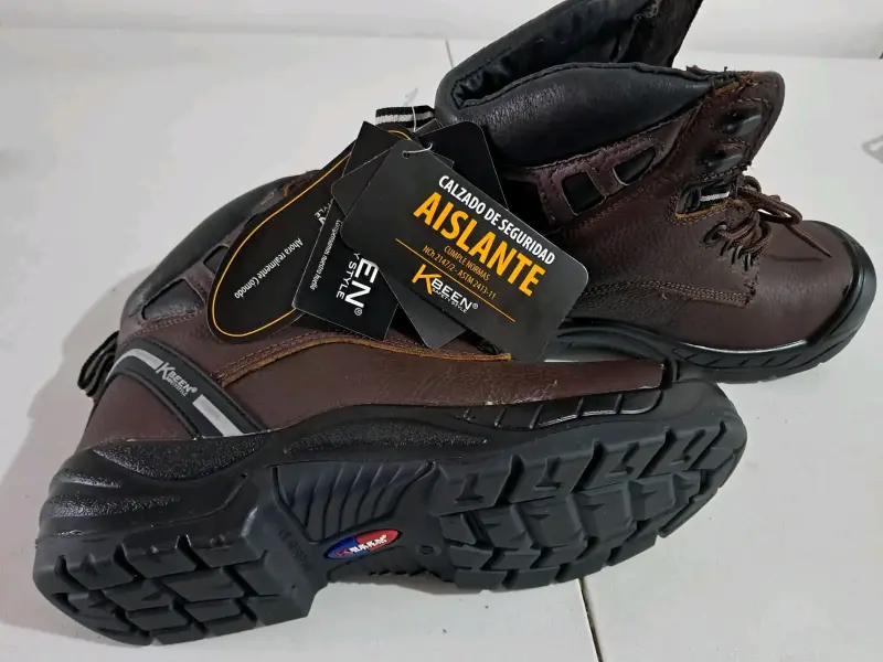 Botas de seguridad aislantes Keen marrones - 1