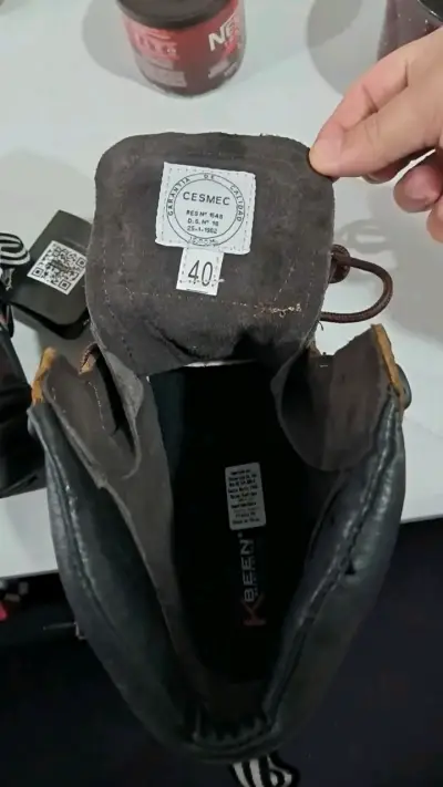 Botas de seguridad aislantes Keen marrones - miniatura 2