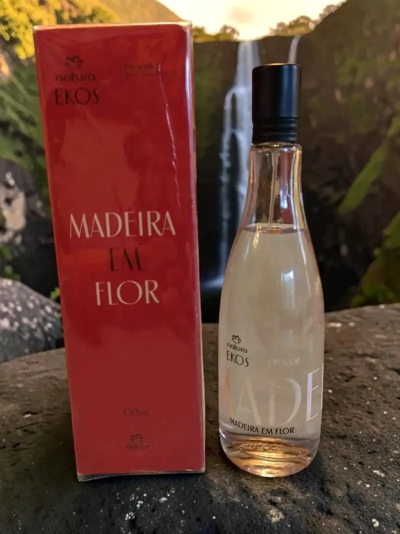 Perfume Natura Ekos Madeira Em Flor 150ml