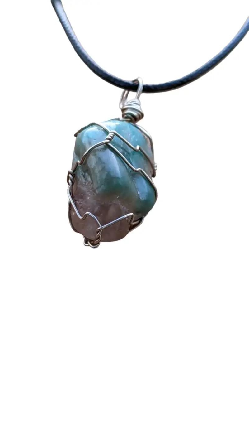 Collar con colgante de piedra natural - 3