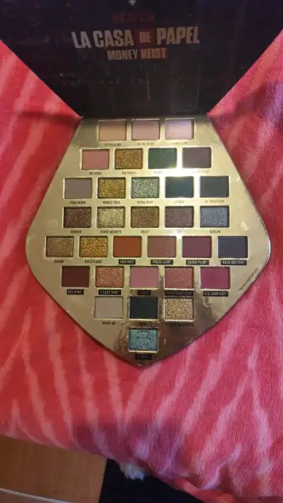 Paleta de Sombras NYX La Casa de Papel - miniatura 6