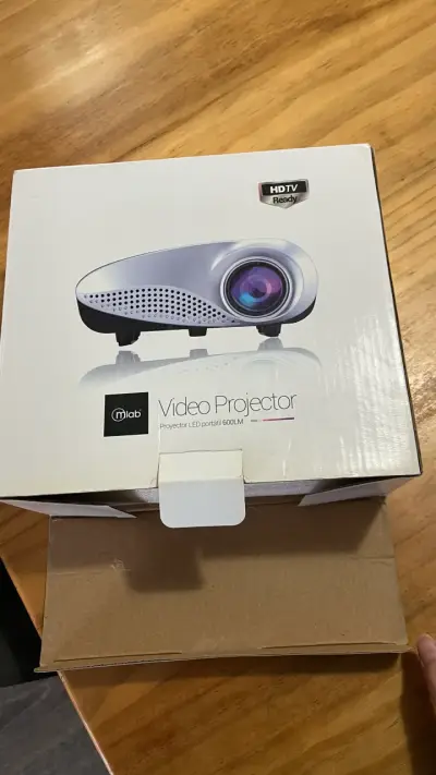 Proyector LED portátil Mlab 600LM HDTV - miniatura 1