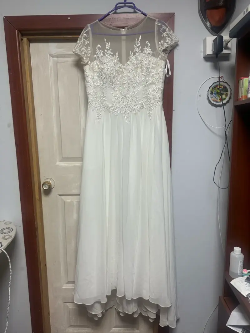 Vestido de novia blanco con encaje La Casa Blanca - 3