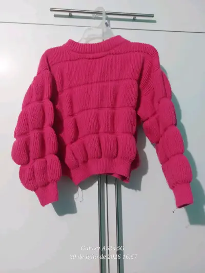 Suéter de punto grueso color fucsia - miniatura 1