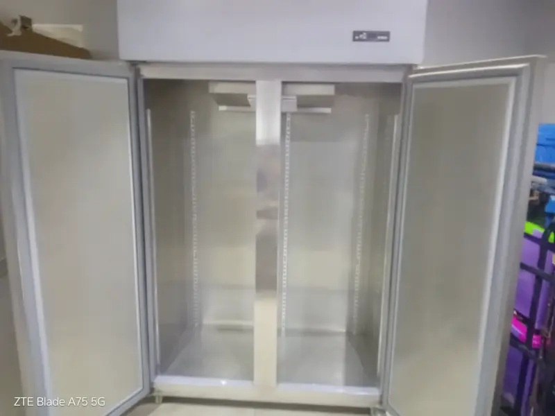 Refrigerador industrial de doble puerta SF-205 - 3