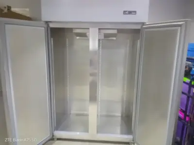 Refrigerador industrial de doble puerta SF-205 - miniatura 3