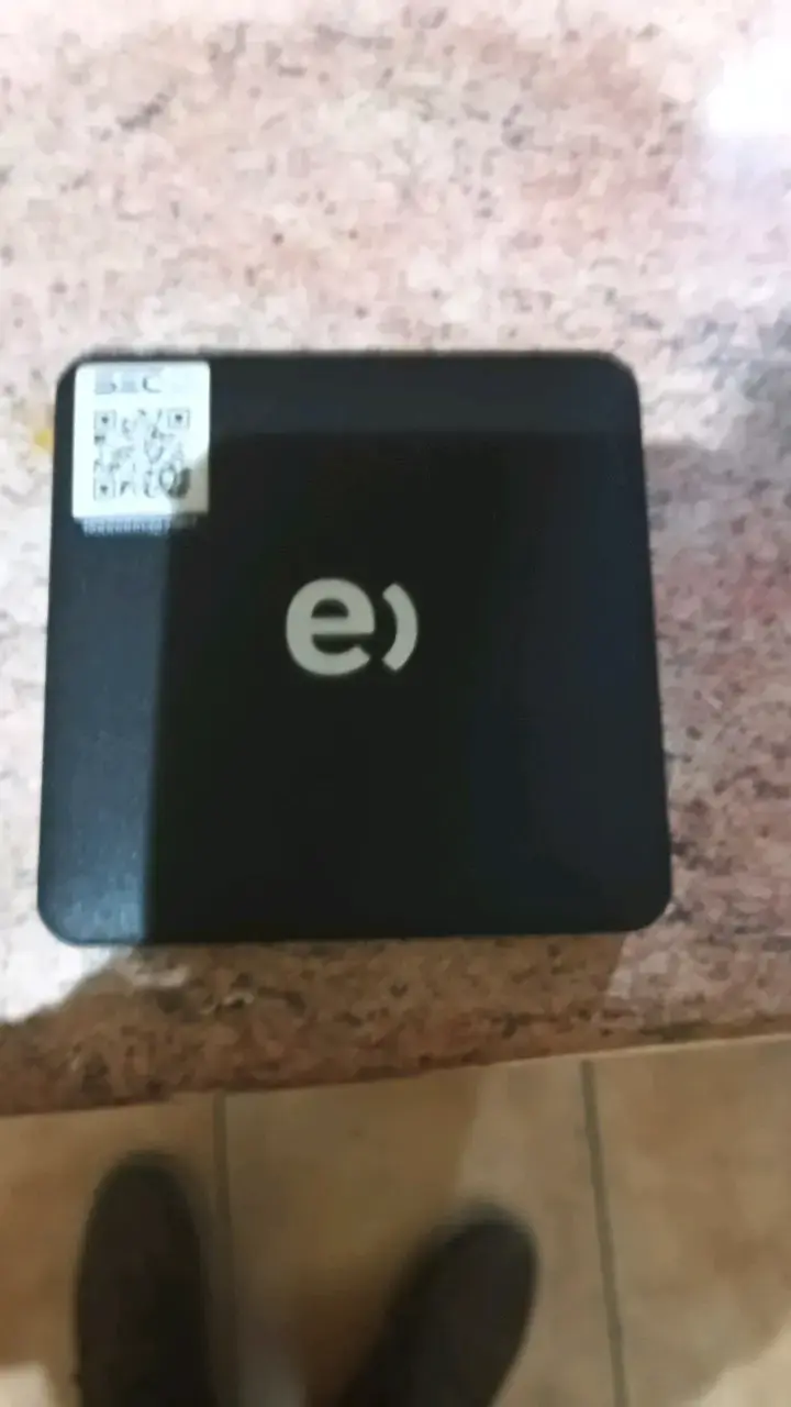 Decodificador de TV digital e)