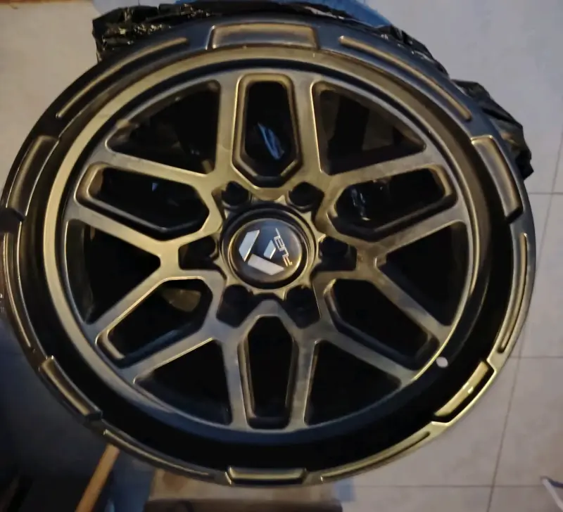 Llantas aro 17x8.5 – PCD 6x139 - 1