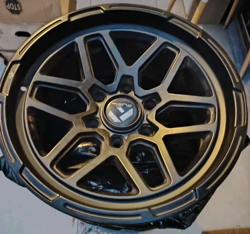 Llantas aro 17x8.5 – PCD 6x139 - 2