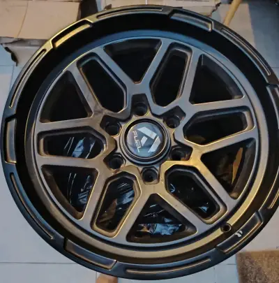 Llantas aro 17x8.5 – PCD 6x139 - miniatura 3