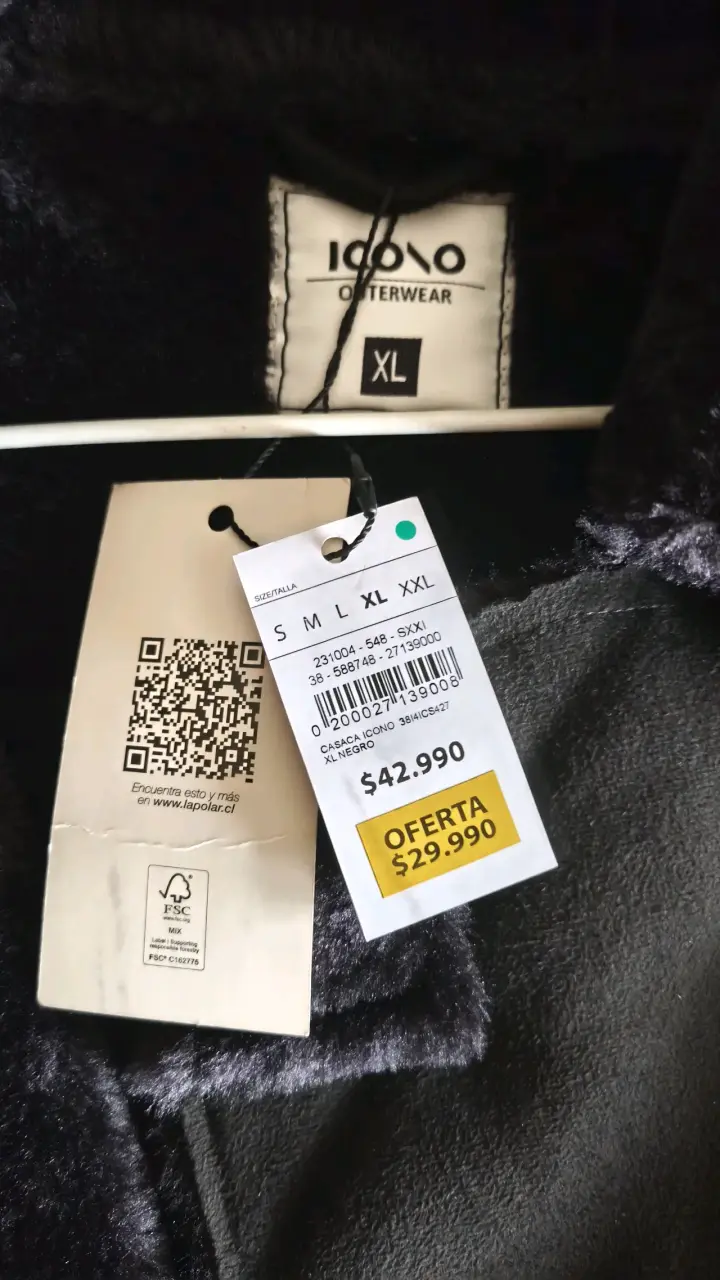 Chaqueta negra con cuello de piel sintética - 2