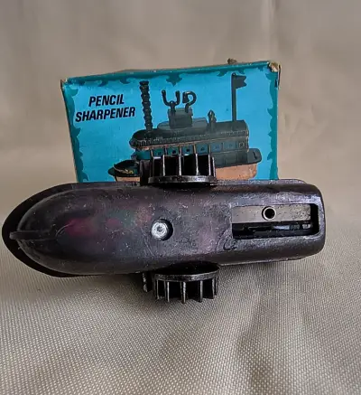 Sacapuntas de barco de vapor en miniatura Vintage - miniatura 4