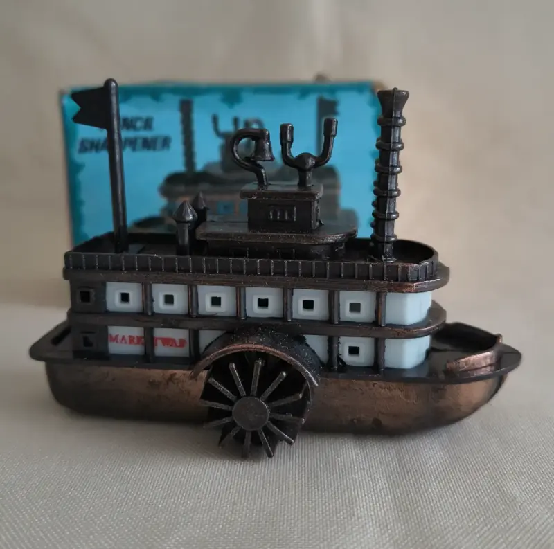 Sacapuntas de barco de vapor en miniatura Vintage - 6