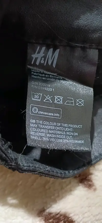 Pantalones ajustados negros H&M para mujer - miniatura 4