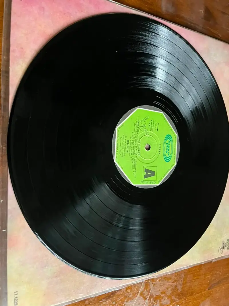 Vinilo Quilapayun -Adelante -Edición Española-1977 - 4