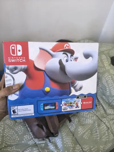 Nintendo Switch con Super Mario Bros Wonder - miniatura 3