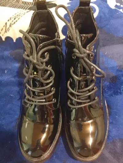 Botines de charol negro con plataforma - miniatura 2