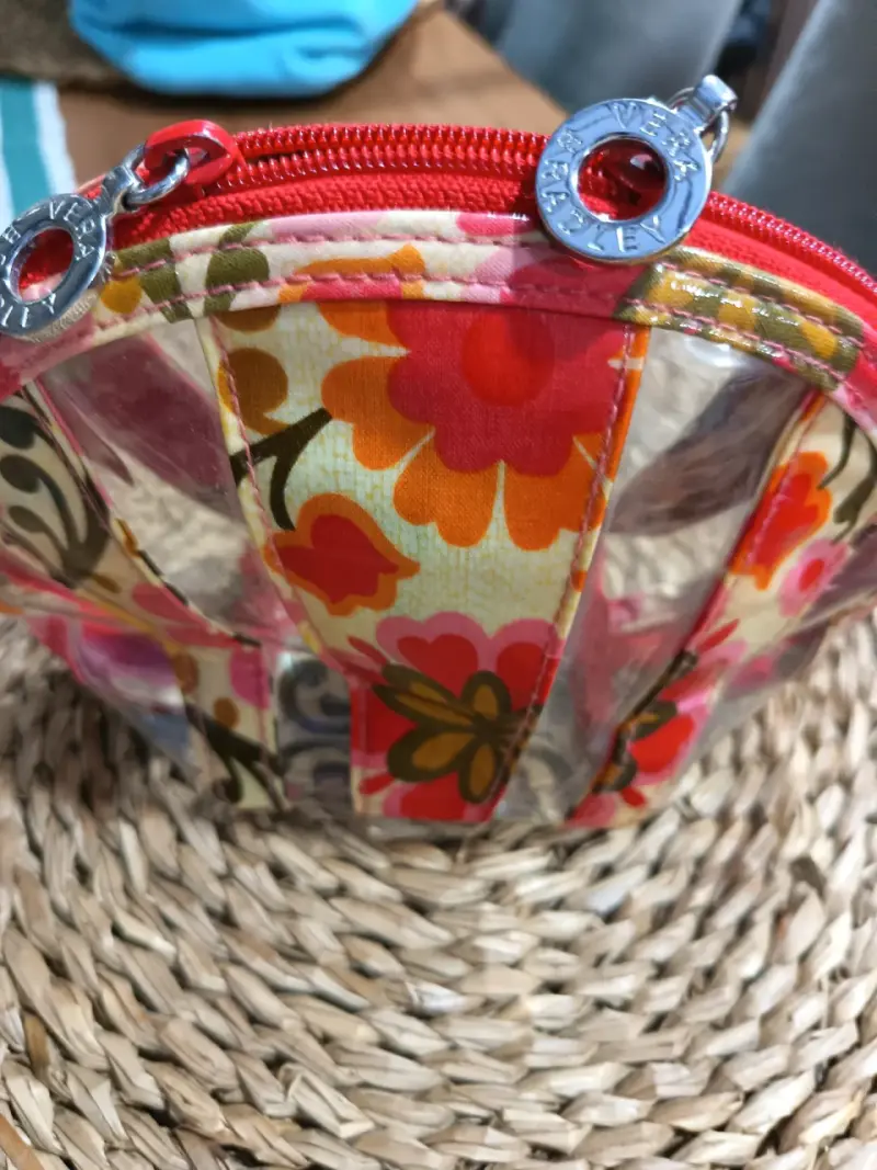 Neceser transparente con diseño floral Vera Bradley - 1