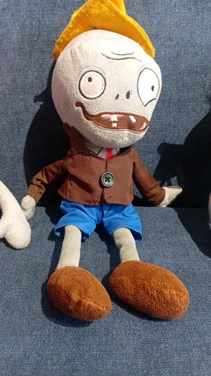 Set de Peluches Zombies de Plantas vs Zombies - 3