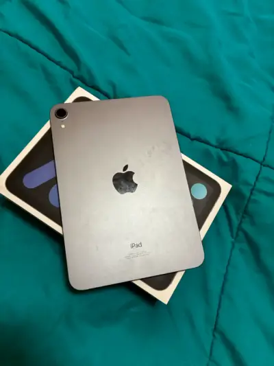 iPad mini 6 con caja en buen estado - miniatura 1