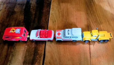 Set de 4 autos Majorette años 80 y 90 - miniatura 2