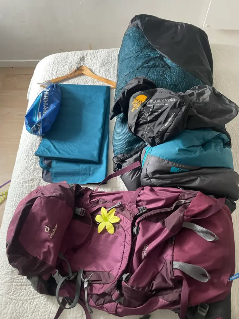 Mochila Deuter Aircontact 50+10L para trekking - 1