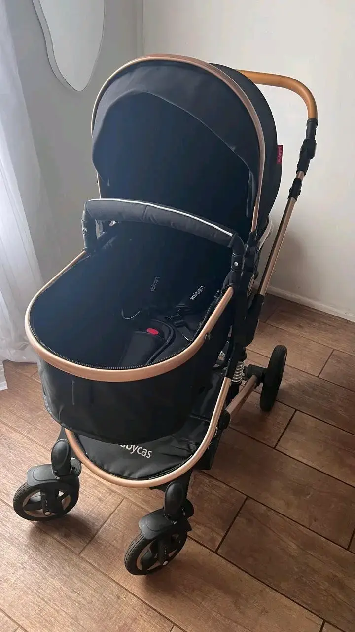 Coche de bebé Babycas plegable y silla para auto - 1