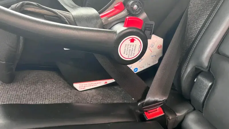 Coche de bebé Babycas plegable y silla para auto - 5