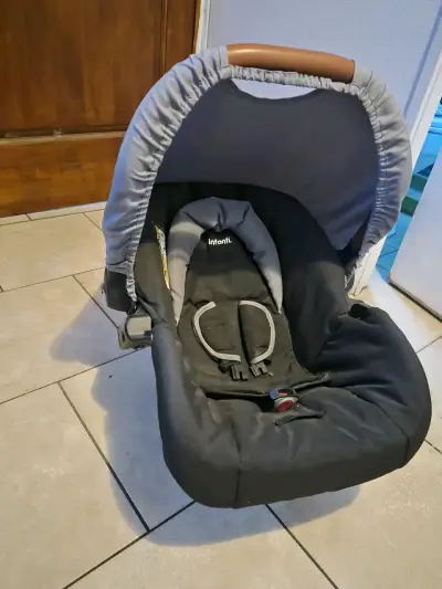 Silla de Auto para Bebé Infanti Negra - miniatura 1