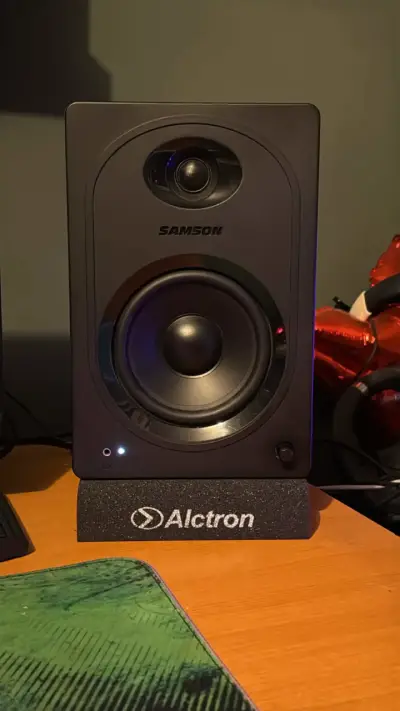 Parlantes de estudio Samson mediaone m50 - miniatura 1